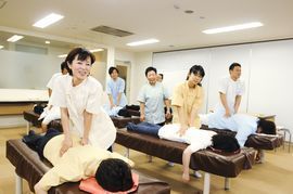 [幡ケ谷駅]＜選べる専門技術を一緒に学べる＞整体+αコース【奨学金対象】の講座イメージ