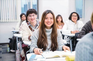 理論コース／平日夜・土日開講（新宿校）※オンライン受講OK