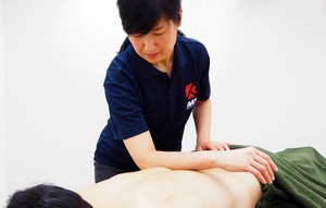 筋膜リリース入門講座「慢性の肩こりへの筋膜リリースを学ぶ」