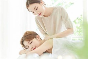 リンパケア独立開業コース～上半身デコルテ～講座イメージ