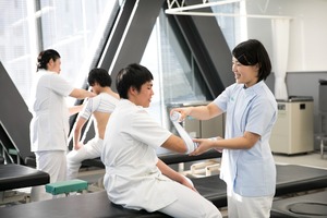 【最短3年で国家資格取得】柔道整復師（夜間部）講座イメージ