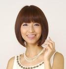 学院長山田裕美子　　芸術の国フランスの美容専門学校で講習を行うネイルスペシャリスト