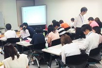 木下グループの介護施設で働く現役職員が講師です。