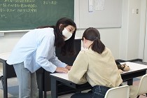 医療現場でチームの一員として求められる知識や実践力を身につける「医療ビジネス科」