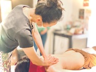 お客様のお身体のお悩みも柔らぐ的確なオールハンド技術を