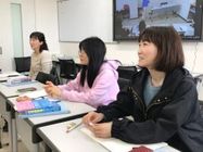 理論科目は現場経験が豊富な講師による分かりやすい講義。スタッフのサポートも充実。