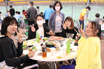 勉強だけでなく校外授業や文化祭などの行事やイベントもあるので楽しい学校生活！