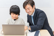 KIDSコースのご用意あり☆プロの講師が丁寧で分かりやすい授業でサポートします。