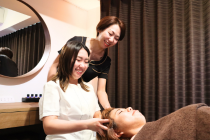 丁寧な実技指導だから、はじめてでも自信を持って施術できます