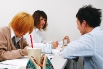 同じような夢を持った友達と一緒に充実感いっぱいの高校生活が送れます。
