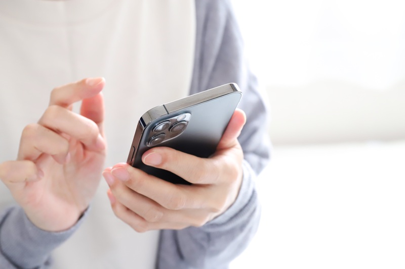 スマホと手元